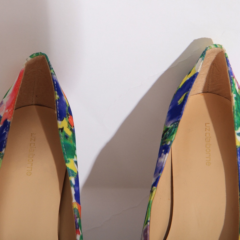 Bright Floral Peep-Toe Liz Claiborne High Heels - Picture 8 of 8